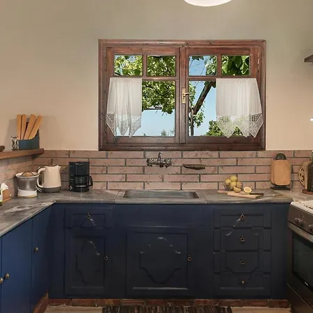 בית נופש Sarris Home, With Stunning View